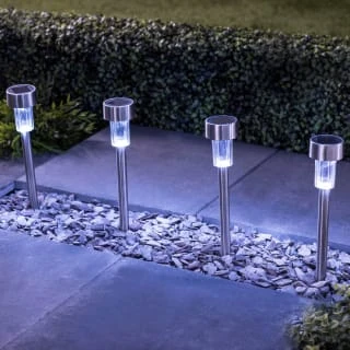 Eveready Mini Solar Lighting Posts 8pk - Colour Changing 2 Eveready Mini Solar Lighting Posts 8pk - Colour Changing - Image 2